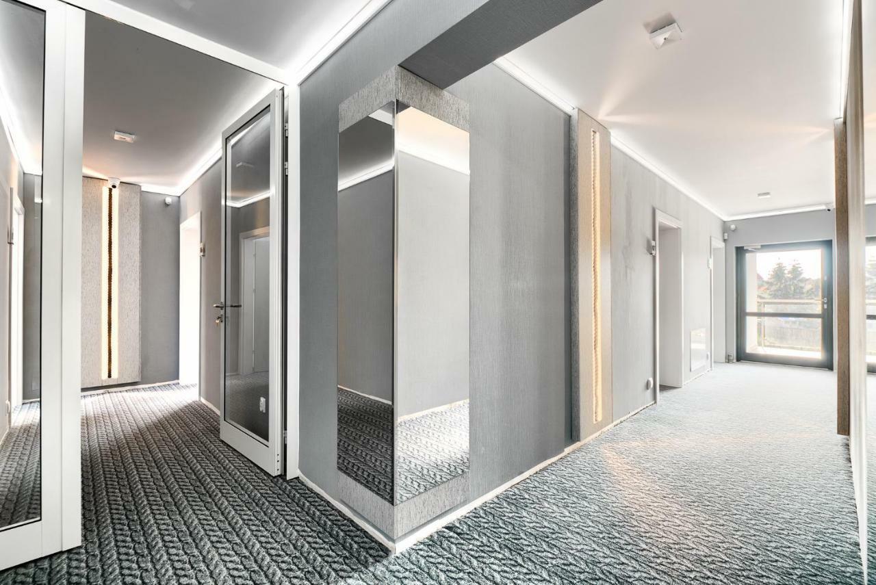 Szymanski Holiday Rooms Ниешорце Екстериор снимка